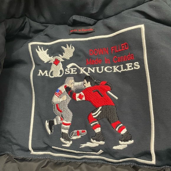 Moose Knuckles ORIGINAL STIRLING PARKA FUR - Picture 5 of 6